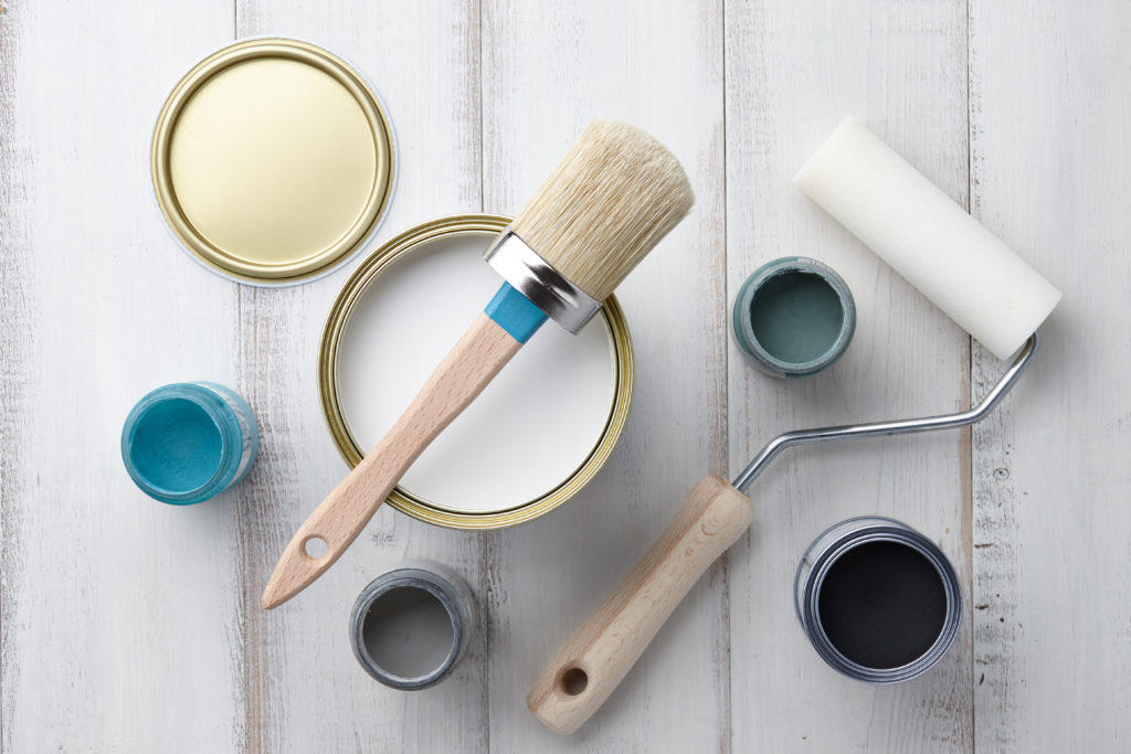 Odourless paint